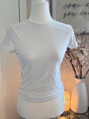 A&F White Tshirt